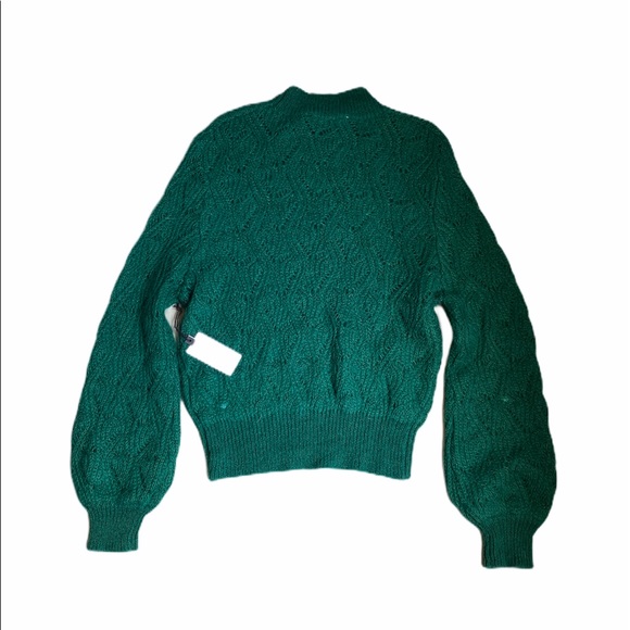 SOLD - ASTR Audra Bishop Sleeve Sweater Green - Picture 3 of 9